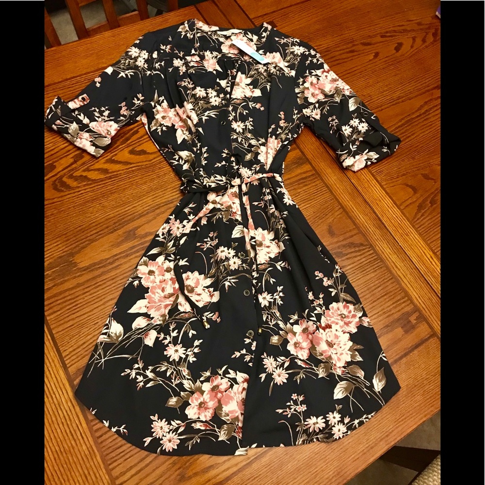Stitch Fix NWT Floral Navy Blue Shirt Dress